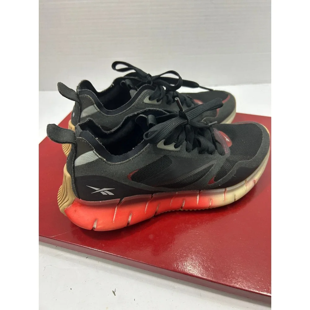 Reebok Solid Zig Kinetica II Running Shoes 7.5 Black Orange Red Techwear Sporty